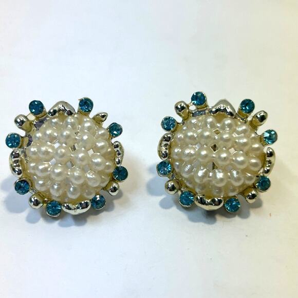 Vintage Faux Pearl Blue Rhinestone Heart Brooch Earring Set - Picture 5 of 6